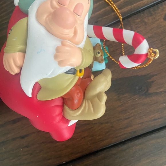 Disney Snowwhite 3 dwarfs Ornaments - Picture 3 of 7